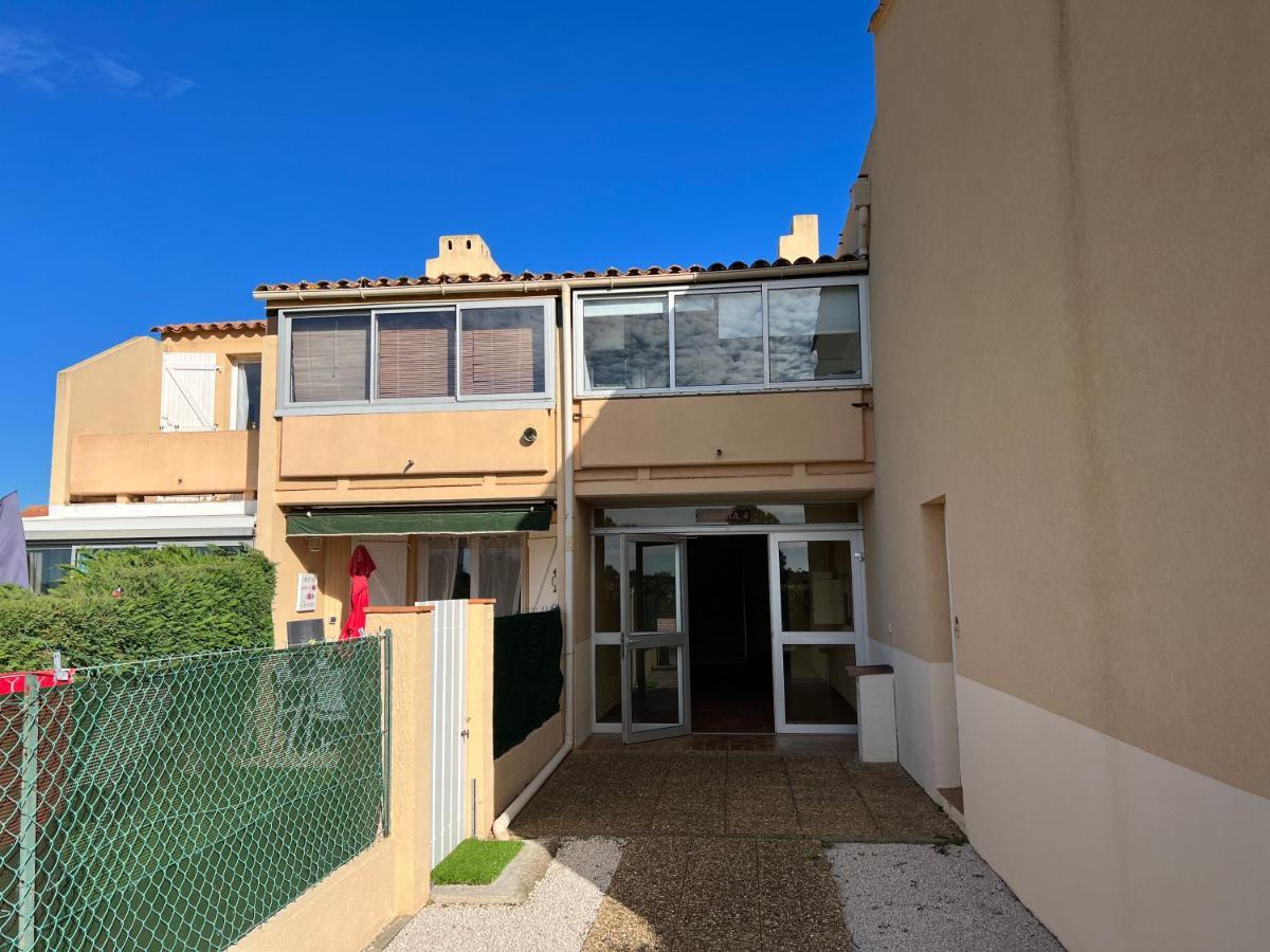 Joli Studio Tres Clair A Proximite Mer Pour 3 Personnes La Londe-les-Maures Zewnętrze zdjęcie